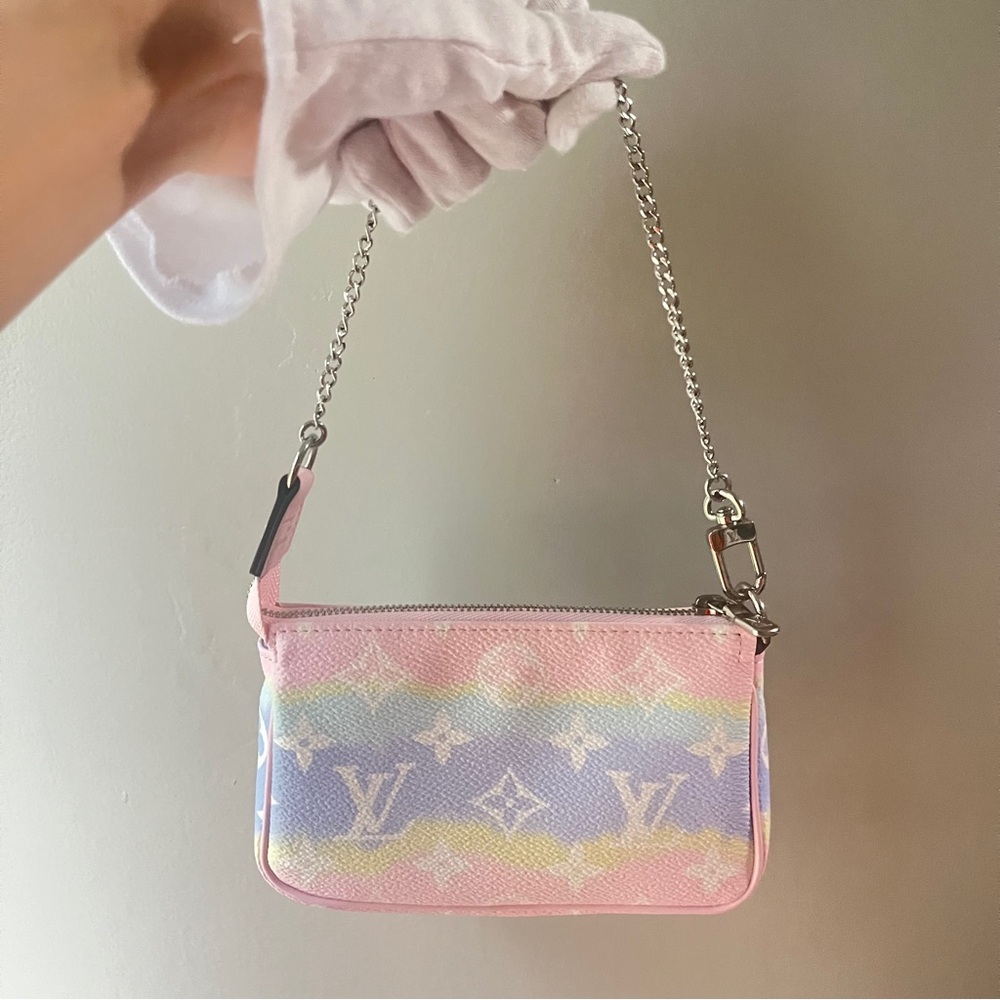 Louis Vuitton Limited Edition Escale Mini Pochette Accessoires Handbag